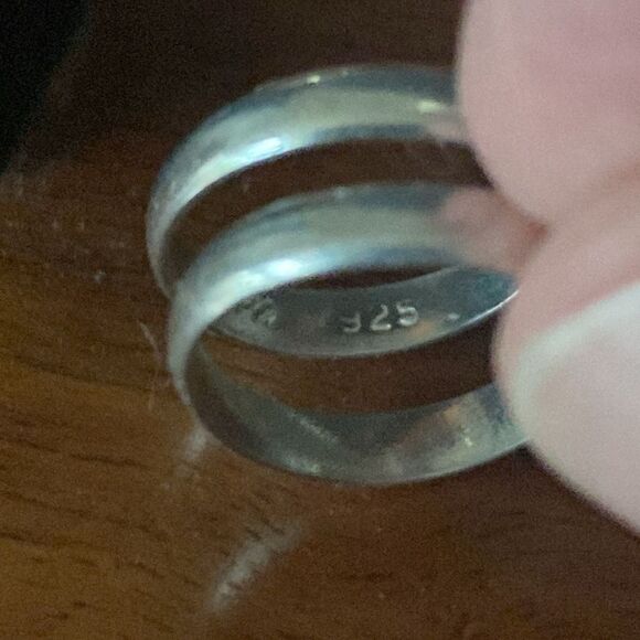 Sterling silver coil ring - Picture 2 of 3